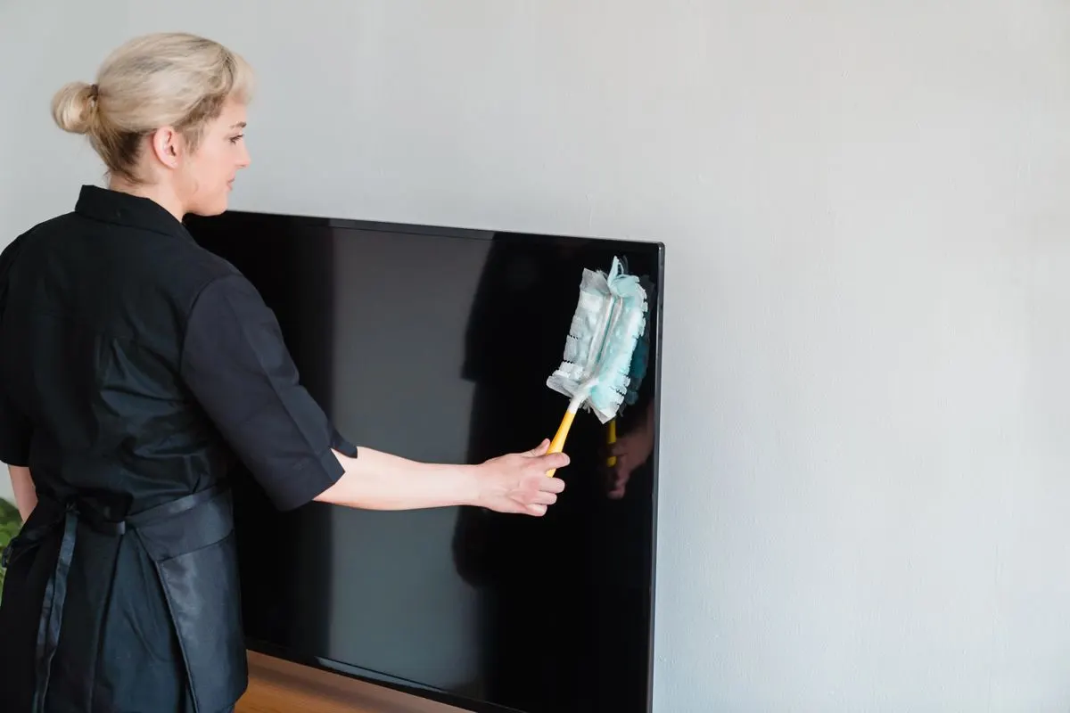 Dusting a television